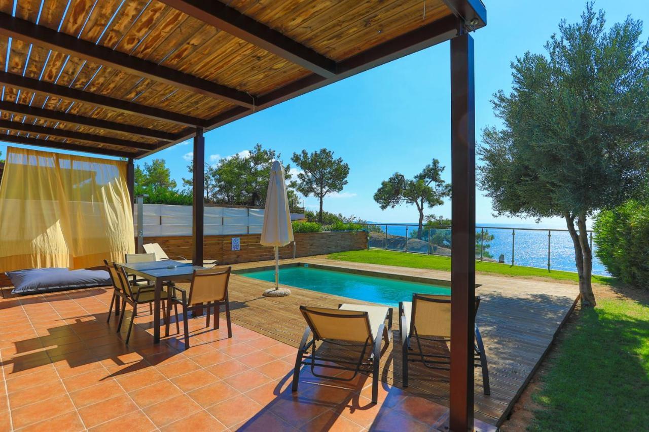 Kalma Villa Dio Nea Moudania Buitenkant foto