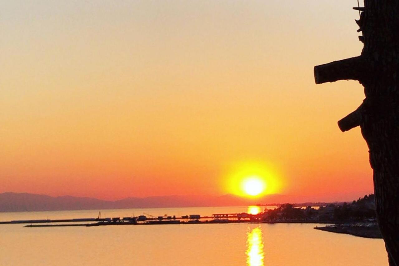 Kalma Villa Dio Nea Moudania Buitenkant foto